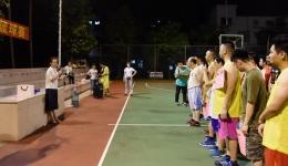 “以球会友” 丰富医院职工文娱生活