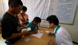 茂名市人民医院开展精准扶贫义诊活动