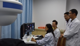 我院引进全新智能“胶囊内镜”