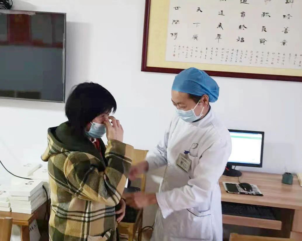 寒冬不冷，因为有你