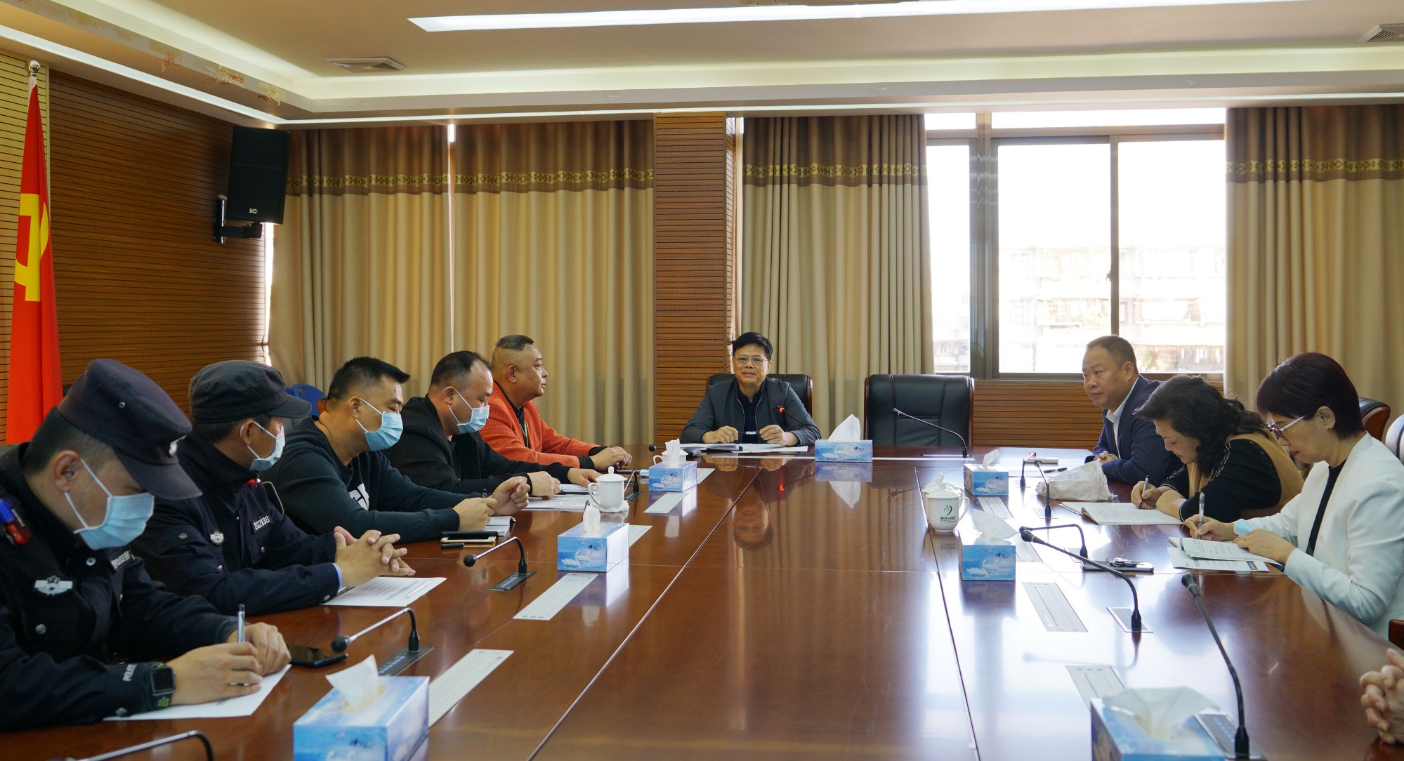 我院召开2021年扫黑除恶专项斗争会议