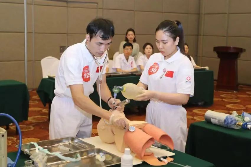 3.选手在气管插管