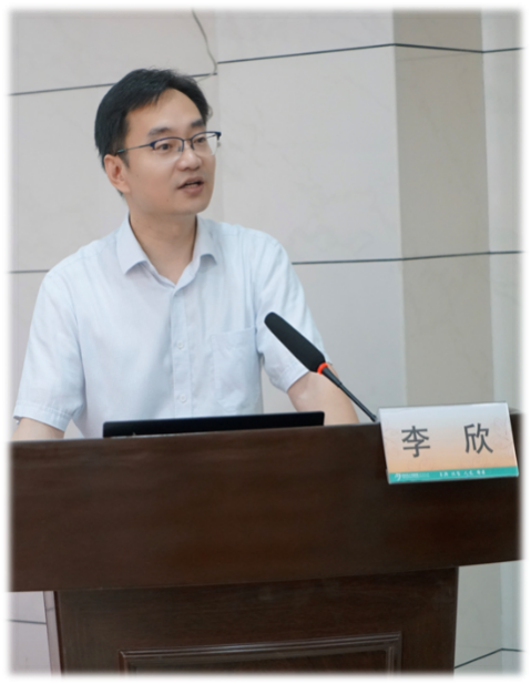 图片2李欣博士讲课