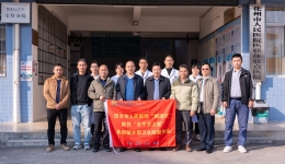 节前慰问丨侯宝华：希望资源下沉能为群众健康带来更多保障