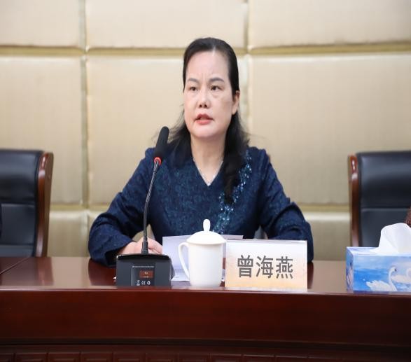 3.教学培训部部长曾海燕